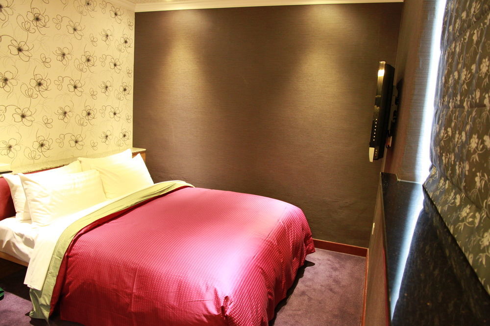 Nice Hotel ไทเป ภายนอก รูปภาพ