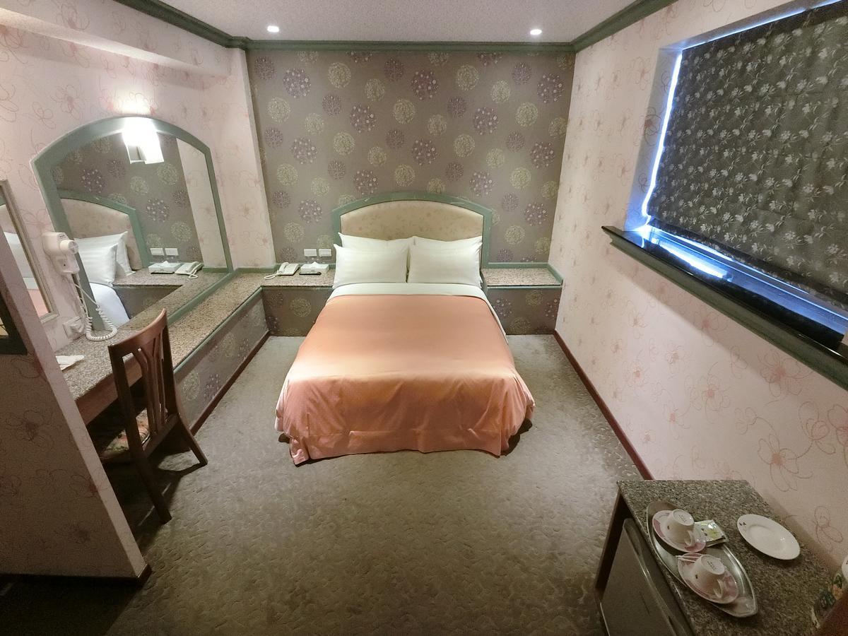 Nice Hotel ไทเป ภายนอก รูปภาพ